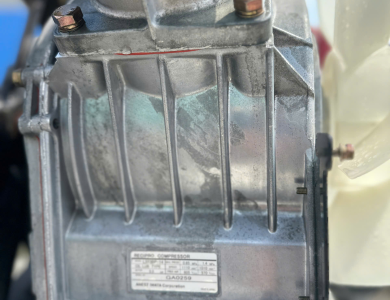 Máy Nén Khí Cách Âm Anest Iwata 7.5 HP 5,5 KW tích hợp sấy khí 2 cấp zin Nhật.