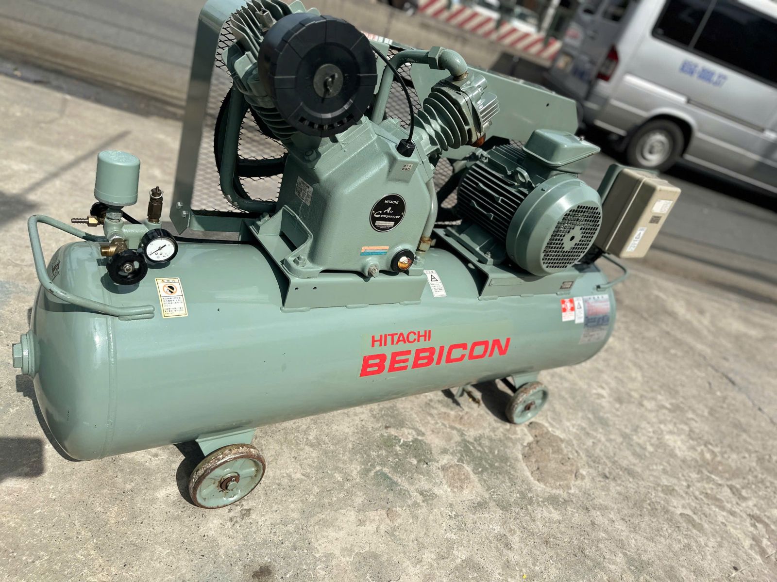 Quy trình kiểm tra vận hành Máy Nén Khí HITACHI tại kho Đặc điểm chi tiết Máy Nén Khí HITACHI 7.5 HP