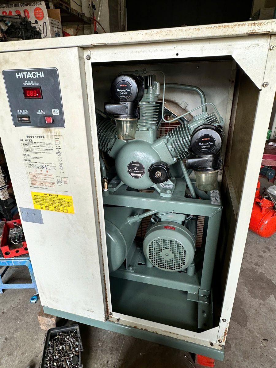 Công nghệ hiện đại bên trong máy nén khí cách âm HITACHI Máy nén khí cách âm HITACHI 10HP