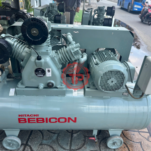 Máy nén khí Piston có dầu Hitachi 7.5P-9.5V5A