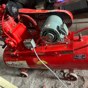 Máy nén khí Fuji 3HP (2.2kw) 150lit