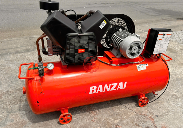Máy nén khí nhật bãi BANZAI