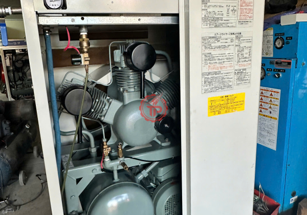 Máy nén khí HITACHI 7.5hp(5.5kw) khí sạch tích hợp sấy khí