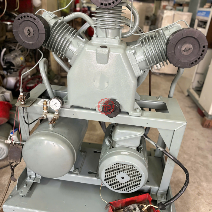 khung trần máy nén khí nhật bãi HITACHI 15hp(11kw)