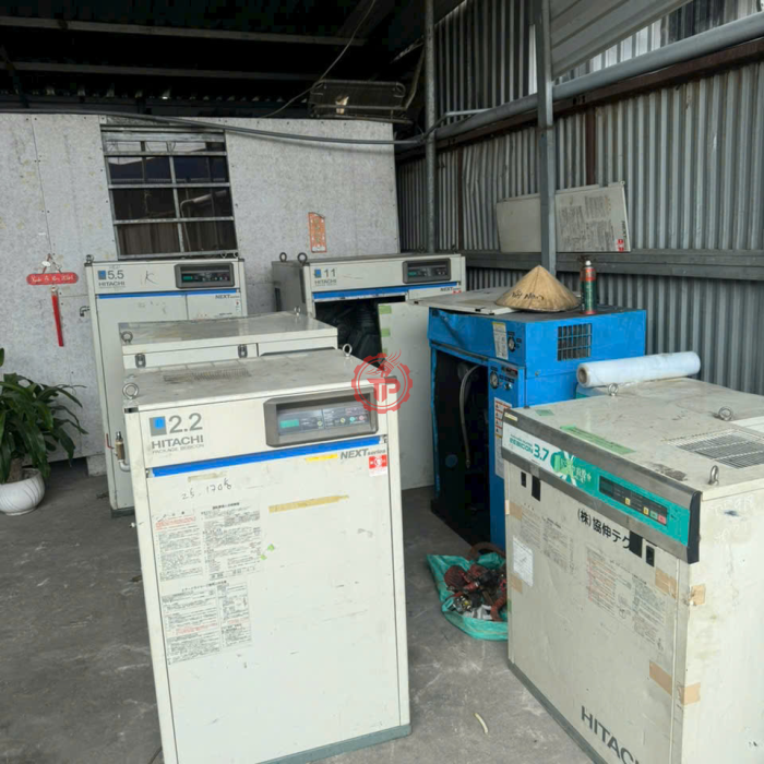 Máy nén khí cách âm Piston Hitachi Bebicon 2,2 kw (3 Hp) 